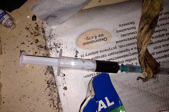 В Корабельном районе прикрыли наркопритон