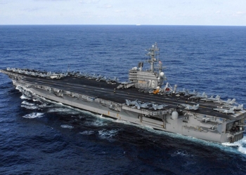 Авианосец ВМС США “Рональд Рейган” поднял 4 истребителя навстречу приблизившимся Ту-142