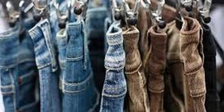 Николаевца, который хотел вынести из магазина на ул.Советской две пары джинсов, поймали сами продавцы