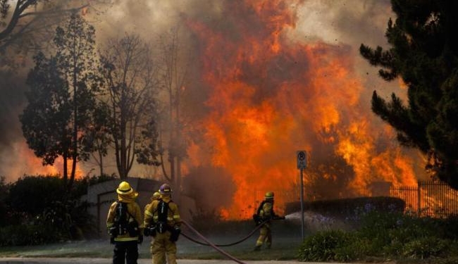 Ночью в Турции загорелся офис посольства Украины
