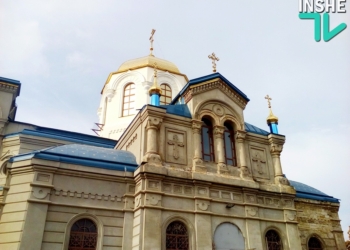 Как церковь вносит раздор между людьми: в Николаеве священник Московского патриархата отслужил заочные похороны, заново «запечатав» землю после священника Киевского патриархата