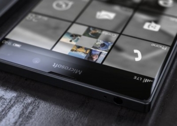 Корпорация Microsoft запатентовала смартфон с возможностью смены операционной системы