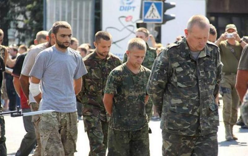 Украина готова отдать боевикам 228 задержанных в обмен на 58 заложников, – Тандит 1