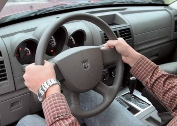 Не угонял, а просто решил съездить к дочери: в Николаеве нашли исчезнувший с СТО грузовик «Рено»