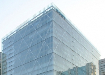 После двух провальных лет компания Sony подумывает на тем, чтобы уйти с рынка смартфонов