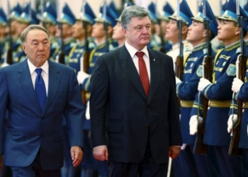 Порошенко обсудил с Назарбаевым расширение сотрудничества Украины и Казахстана