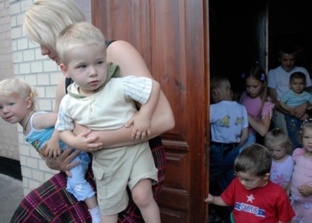 В этом году в Украине усыновят вдвое меньше детей, чем два года назад