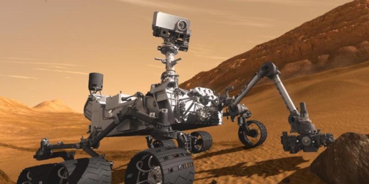 От марсохода Curiosity получены фото богатых железом гор в кратере Гейла