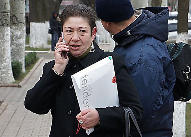 Николаевские общественники боятся, что пойманная на взятке Лукьянова переоформила свою недвижимость на мужа 8