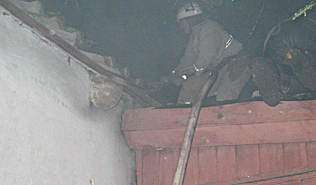 Ночной пожар в Лоцкино. Сгорела квартира