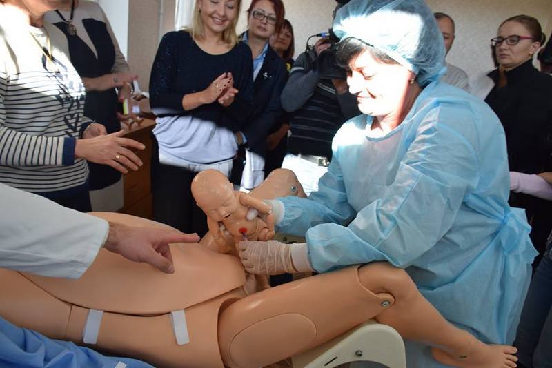 В открытом в Николаеве симуляционном центре первыми пройдут обучение гинекологи из Снигиревского района и Южноукраинска 1
