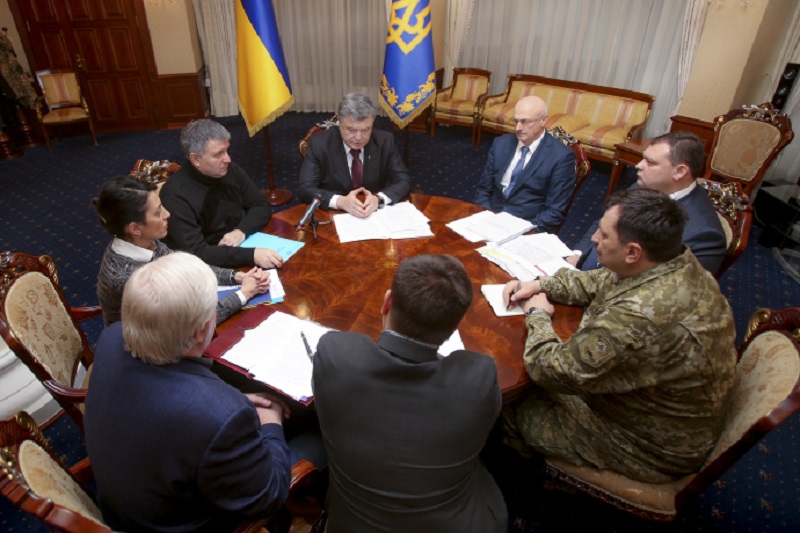После терактов в Париже Петр Порошенко поручил усилить меры безопасности в Украине 1