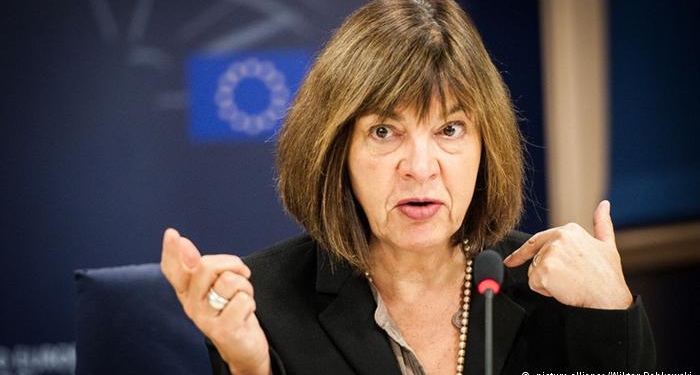 Ребекка Хармс: Прокуратура Украины дискредитировала себя в деле Майдана