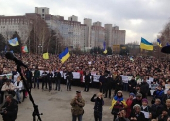 По итогам выборов мэра: в Кривом Роге началось народное вече – приехали нардепы и мэр Львова