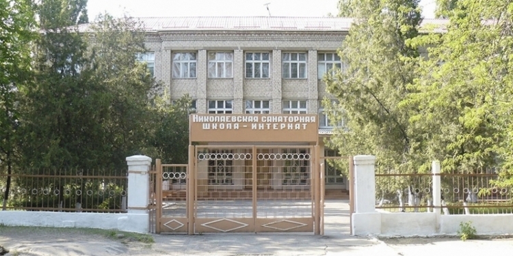 Одно из помещений Николаевской школы-интерната №7 уже освободили – через суд гражданку обязали выселиться