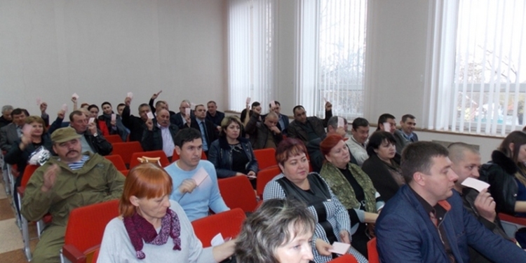 В Жовтневом райсовете Николаевской области депутаты определились с новым председателем