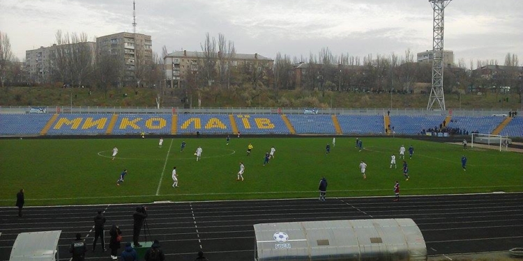 МФК “Николаев” завершил осеннюю часть чемпионата нулевой ничьей с “Динамо-2”. Но матч едва не был сорван