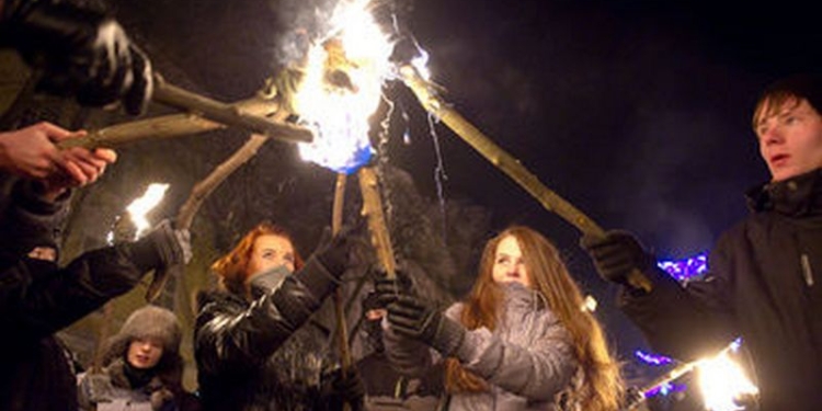 В Киеве пройдет факельное шествие по случаю второй годовщины разгона Майдана