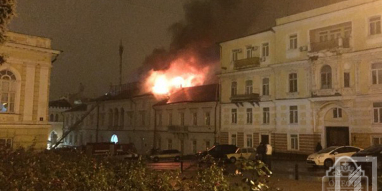 В Одессе горело помещение волонтерского центра