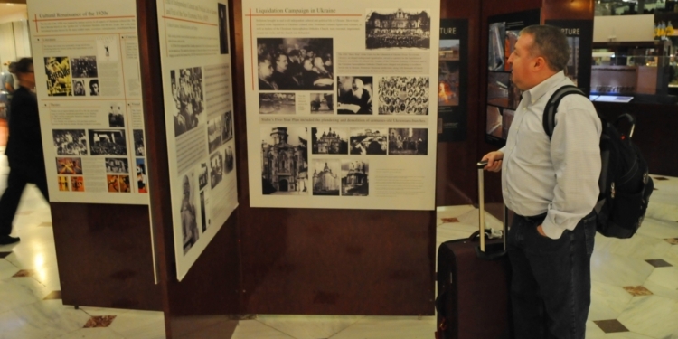 В Вашингтоне открылась выставка о голодоморе