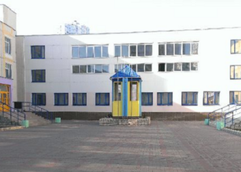 В Киеве 9 школьников отравились неизвестным веществом