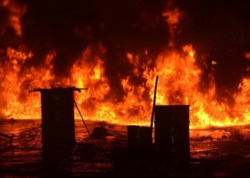 Неподалеку от Николаева горел асфальтовый завод – вспыхнул битум