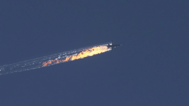 На границе Турции и Сирии сбили российский военный самолет 3
