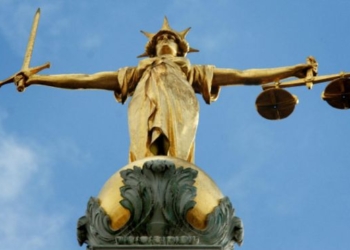 Под чужим именем и рядом с посольством РФ.  За что в Лондоне судят украинца