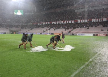 Футбольный матч Аргентина-Бразилия не состоялся – вмешалась природа