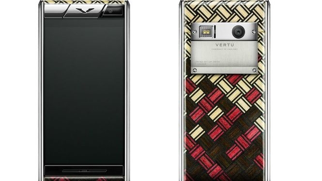 Vertu показал новый эксклюзивный смартфон. Всего будет 50 экземпляров
