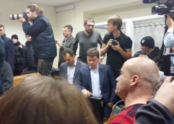 Суд по делу Корбана: потасовка, полиция, судью вывели под конвоем, прокурора – в милицию