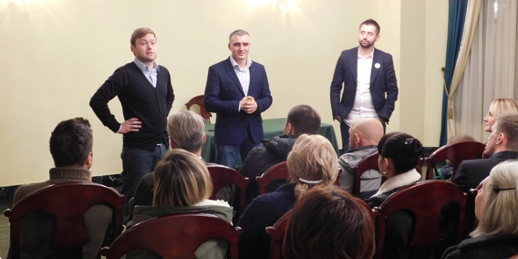 Давид Арахамия: В Николаеве из всего многообразия политических цветов осталось черное или белое, и мы должны сделать выбор