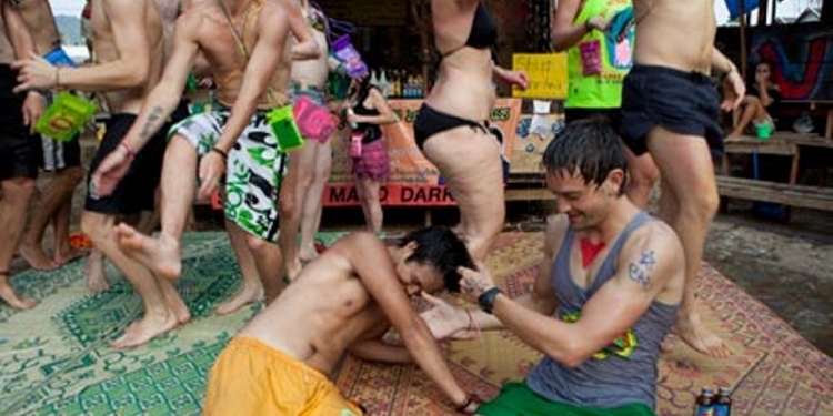 Русские жалуются на ухудшение к ним отношения в Турции