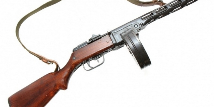 Южноукраинец хотел с ППШ навести порядок на улицах родного города