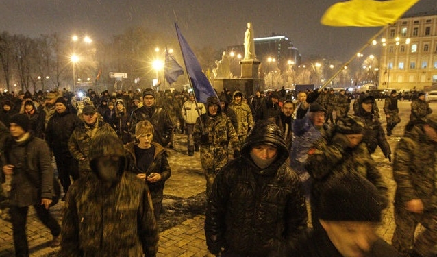 В Киеве бойцы ОУН штурмовали офис Ахметова