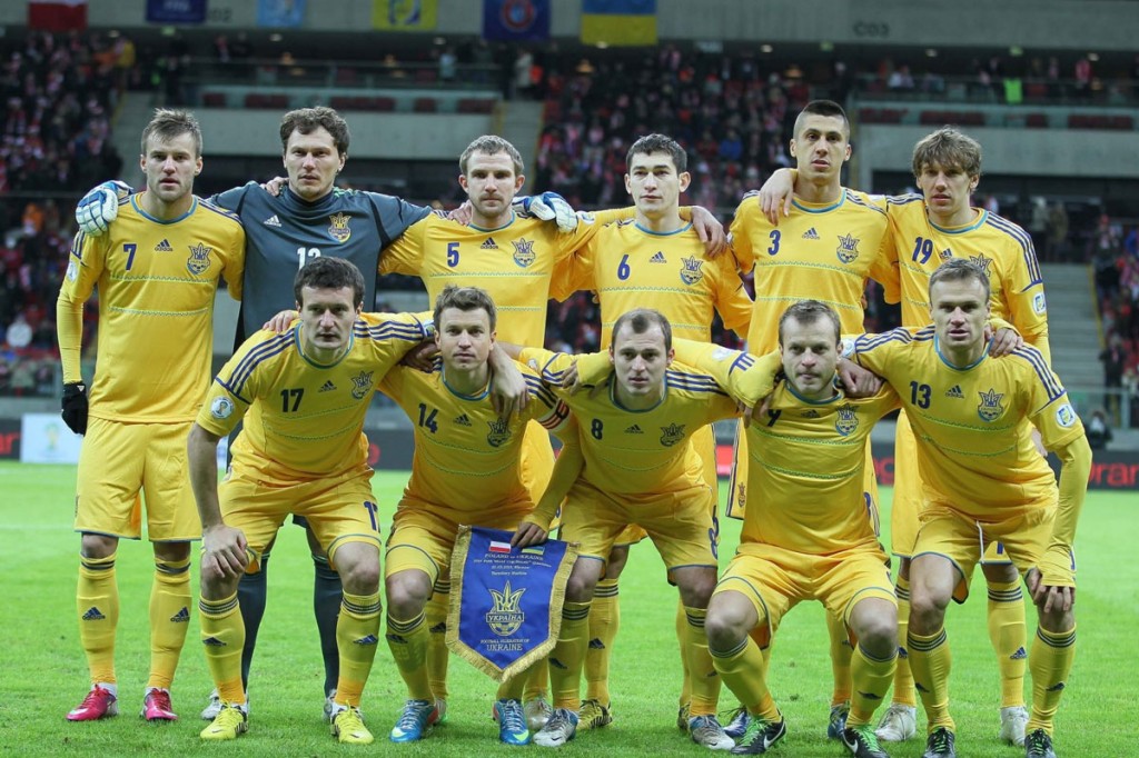 Болельщики бойкотировали сборную Украины - в Борисполе футболистов встречали только журналисты 1