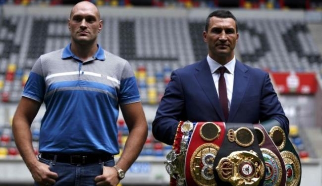 Неожиданно. Кличко проиграл Фьюри