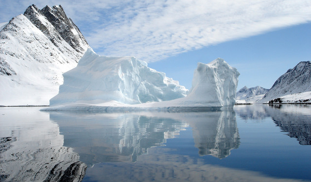 В Гренландии раскололся ледник, таяние которого может повысить уровень мирового океана
