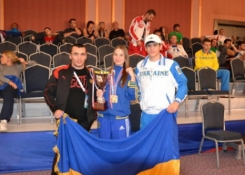 Николаевские кикбоксерочки привезут с чемпионата мира два «серебра» и «бронзу»