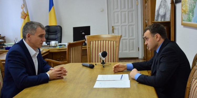 Мериков и Сенкевич обсудили аспекты децентрализации, налоговой политики, реформирования Администрации морских портов