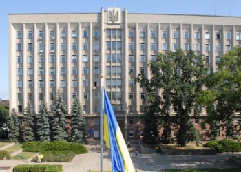 От перемены мест. Партии меняют только что избранных депутатов в Николаевском облсовете