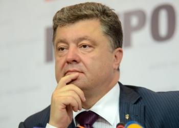 Порошенко в Париже встретится с Туском, Меркель и Эрдоганом, отрабатывается возможность встречи с Обамой