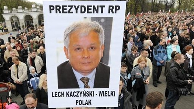 Польша возобновит расследование Смоленской катастрофы, в которой погибло руководство страны