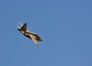 Разбившийся Су-25 зацепился за высоковольтную линию электропередач