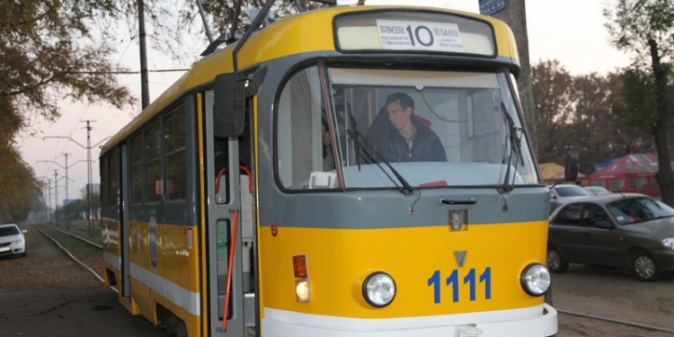 Пошла «десяточка»: в Николаеве начал работу новый трамвайный маршрут