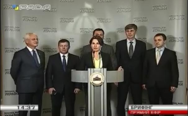 Николаевские нардепы публично поддержали Сенкевича