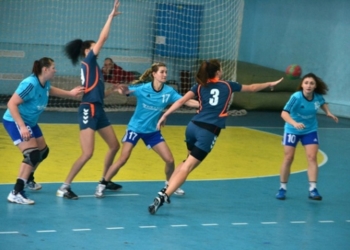 Николаевские гандболистки открыли счет победам в чемпионате Украины