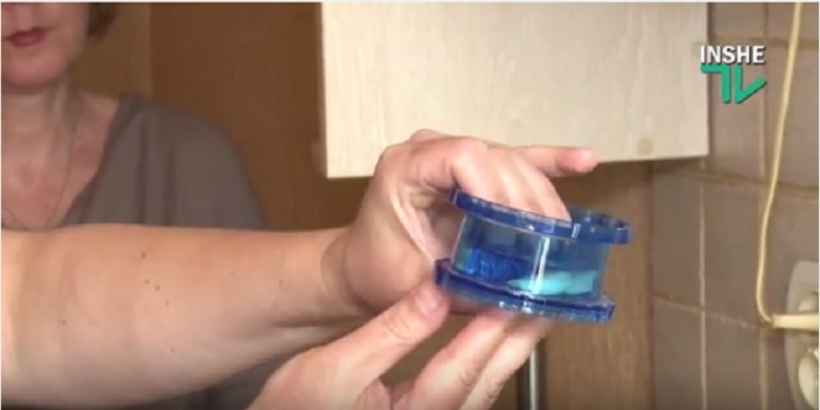 Жертва рекламы: мельница для чеснока или чеснокодавка – что лучше?