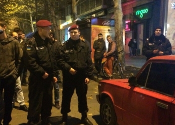 Возвращаясь к напечатанному: Николаевский полицейский, примчавшийся выручать пьяного водителя, чуть не сбившего ребенка на Советской, заплатит 255 грн. штрафа