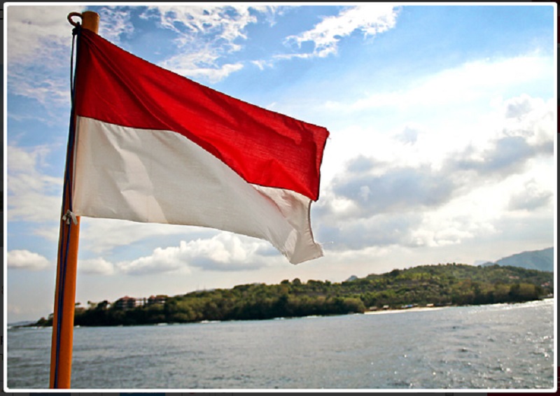 У берегов Индонезии затонуло судно с более чем 100 пассажирами на борту 1